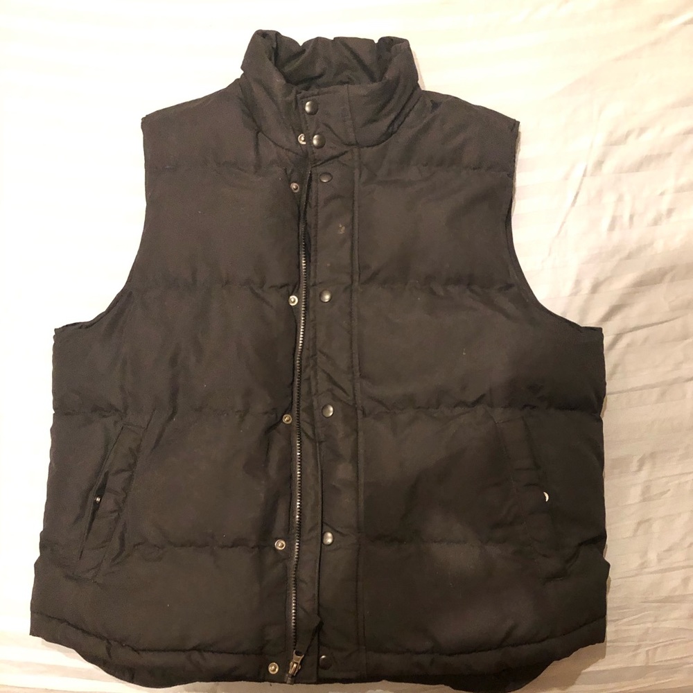 St. John’s Bay - Men’s Large Black Vest